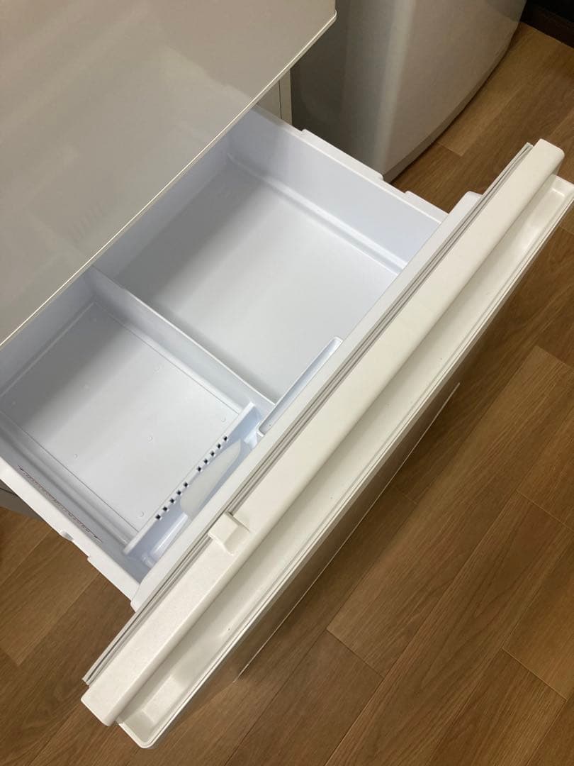 三菱ノンフロン冷凍冷蔵庫 形名 MR-C33H-W1形