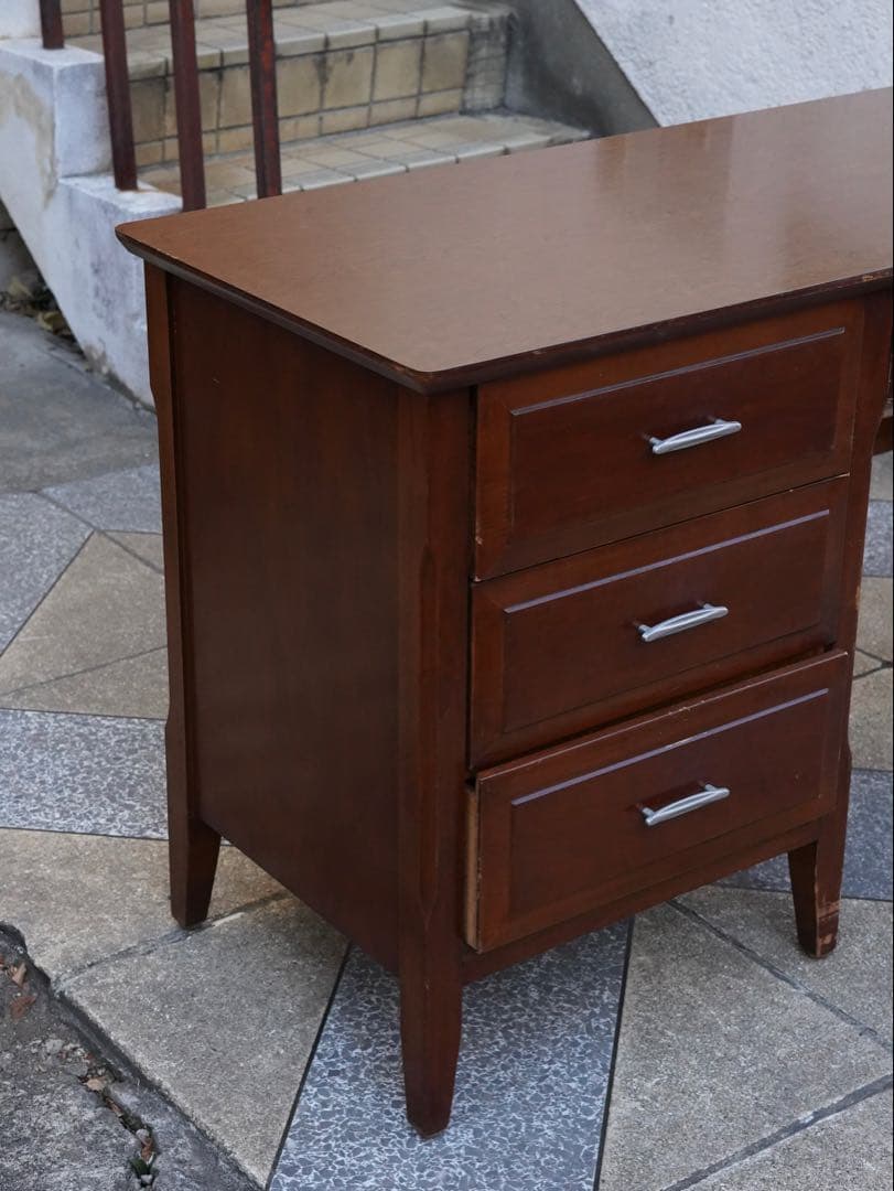 B.P.John Furniture vintage 片袖デスク　1967年製