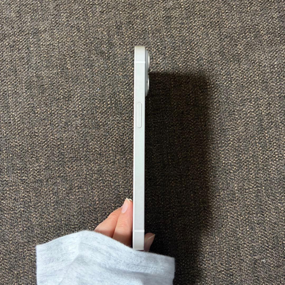 Apple iPhone14 256GB スターライト 本体