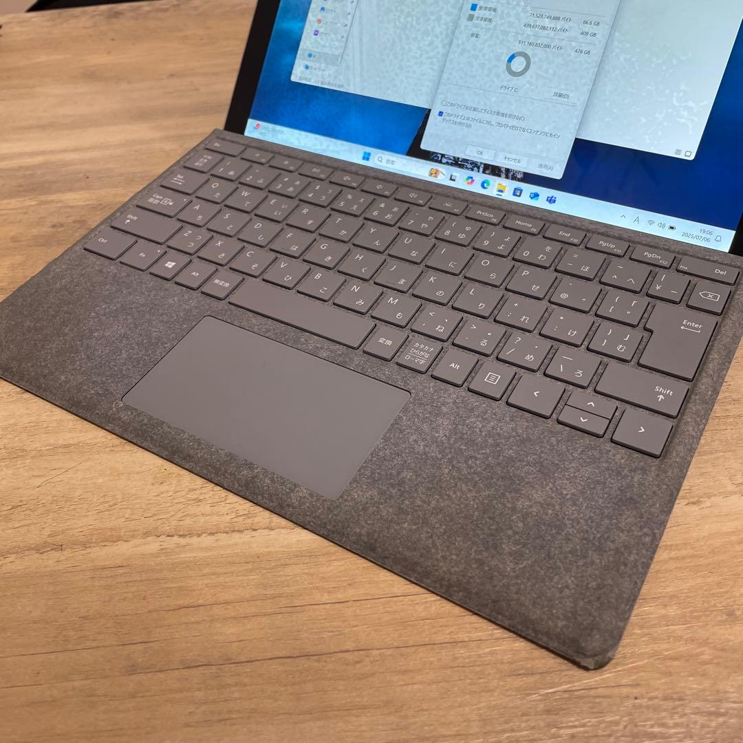 surface pro 5 メモリ:16GB SSD:512GB