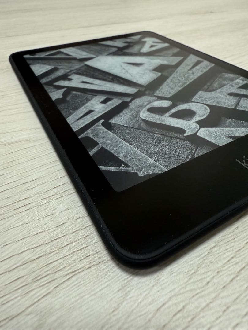 【超美品】Kindle Paperwhite 第12世代 16GB 充電器付き