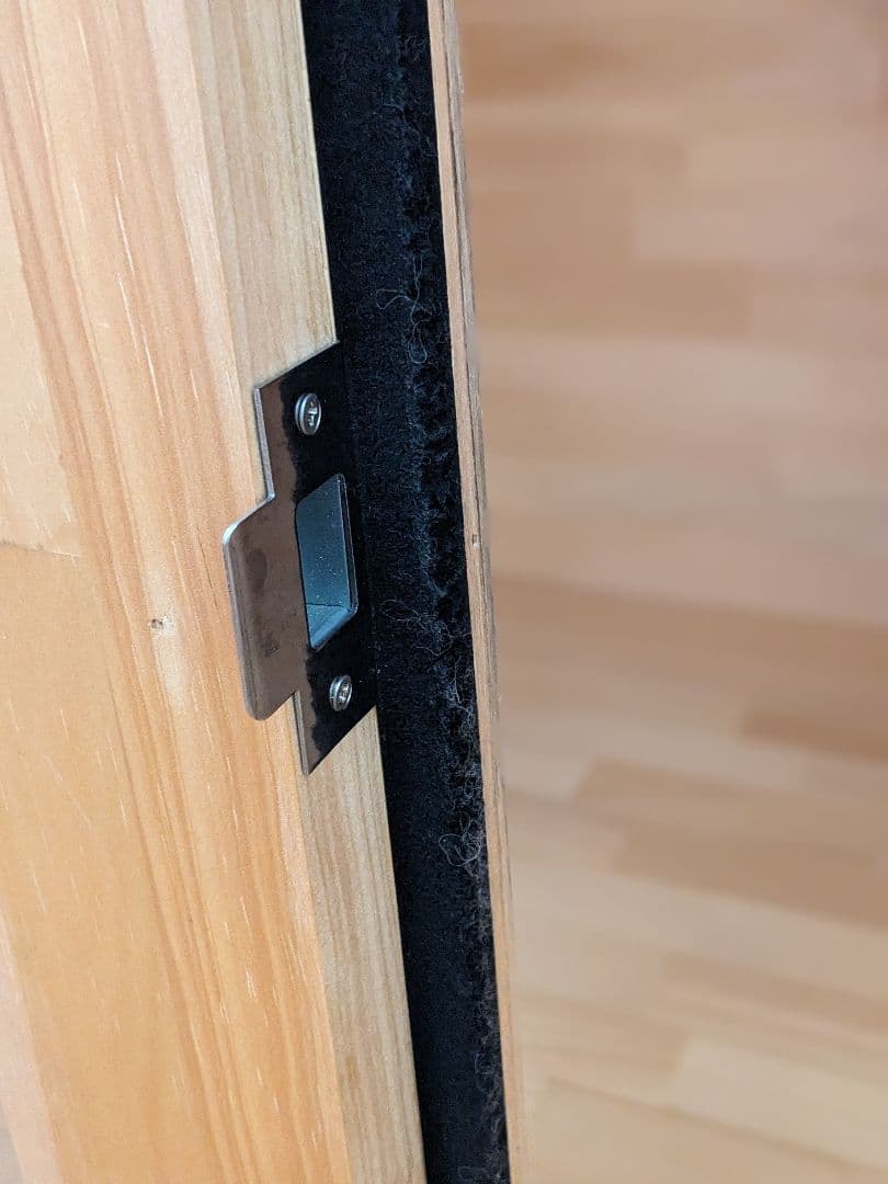 MARI 木製犬用防音ゲージ 換気ファン付き