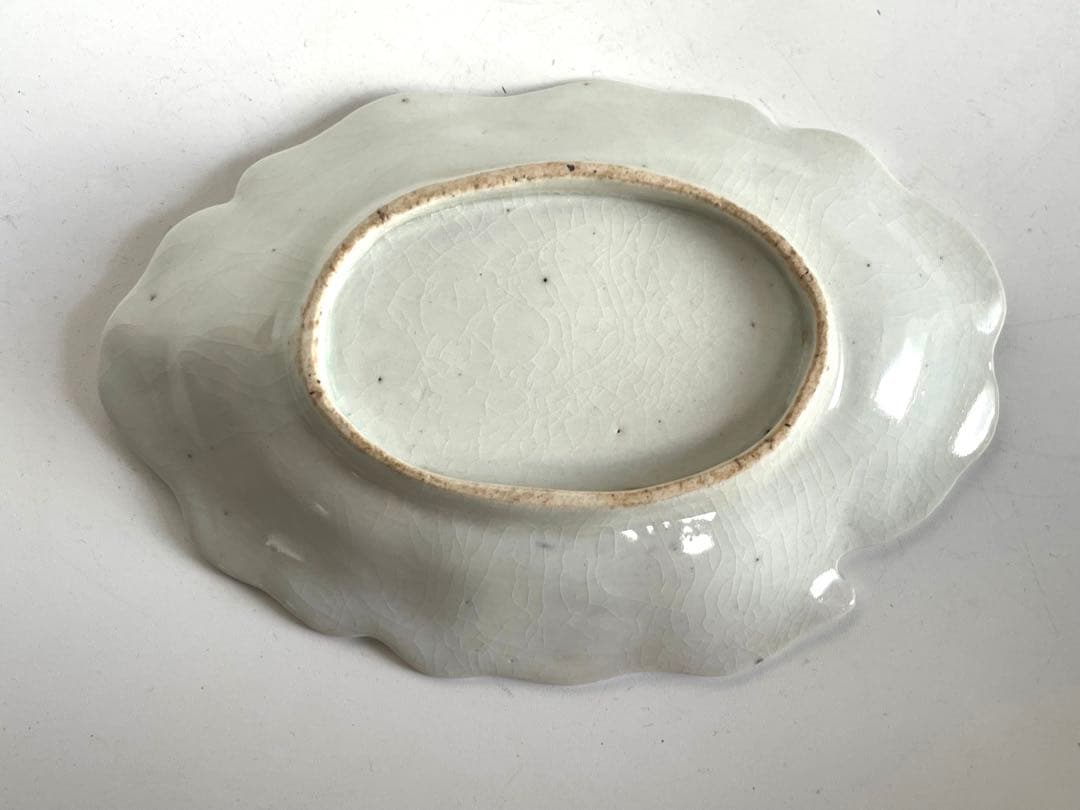 骨董　アンティーク　古九谷金銀彩　蛇籠文様　葉形　皿　変形皿　甘手