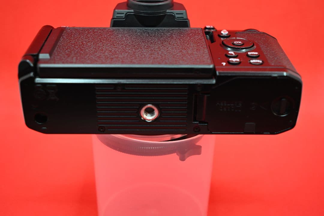 【美品】Nikon Z fc ブラック ＆ ボディキャップレンズ♢オマケ多数！