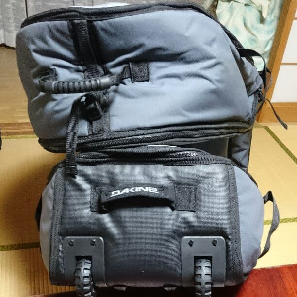 DAKINEサーフボードケース