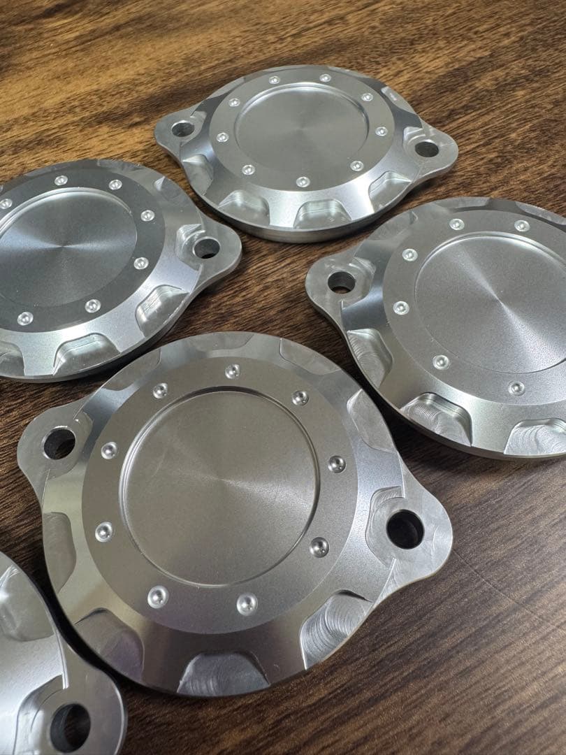 VMAX1700 カムカバー 8個 新品未使用！