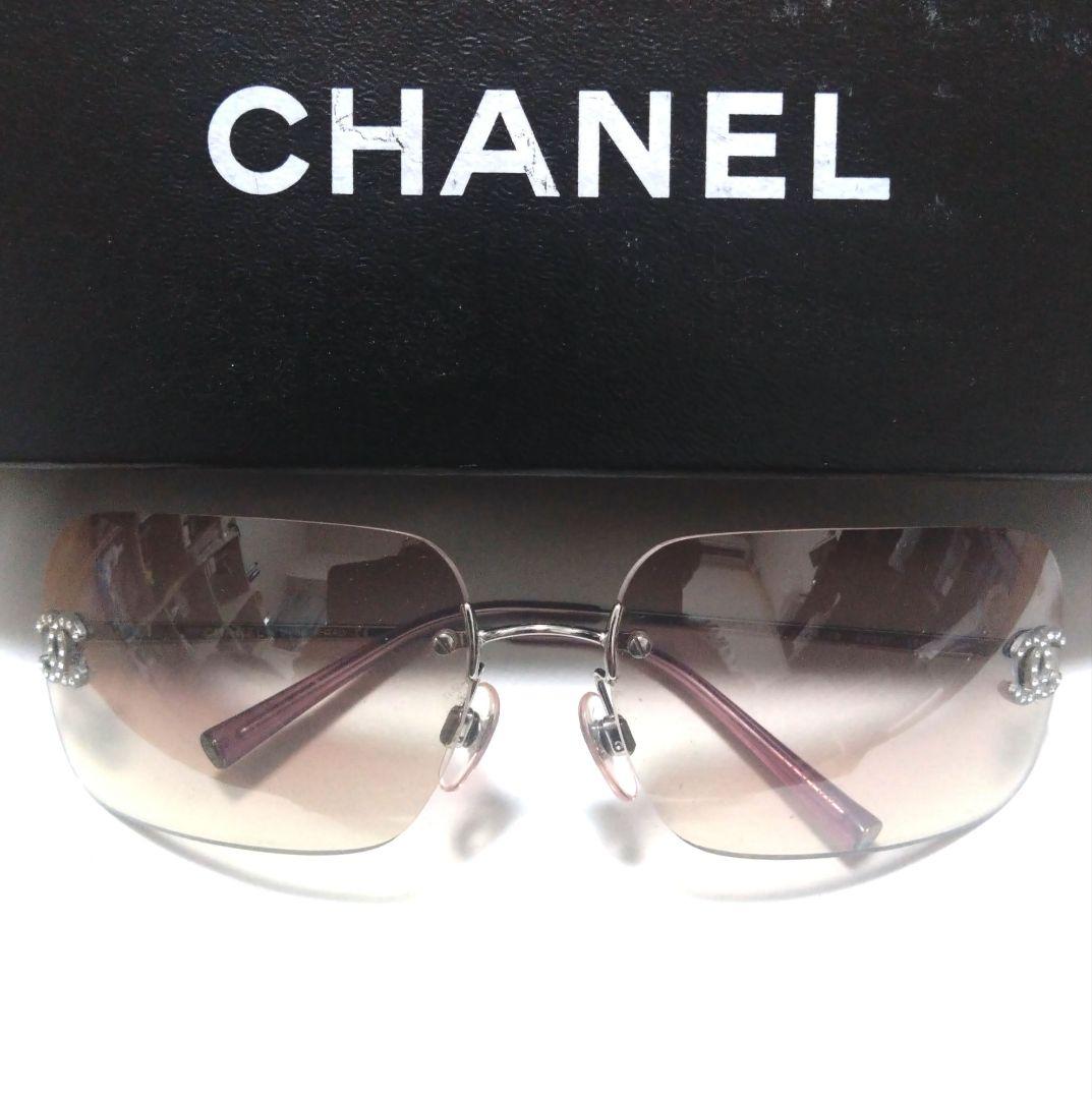 大人気　CHANEL　ココマーク　サングラス　4017-D
