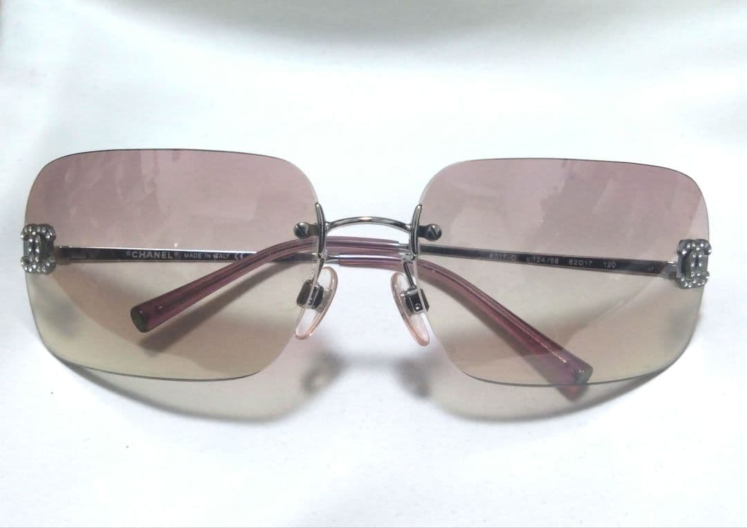 大人気　CHANEL　ココマーク　サングラス　4017-D