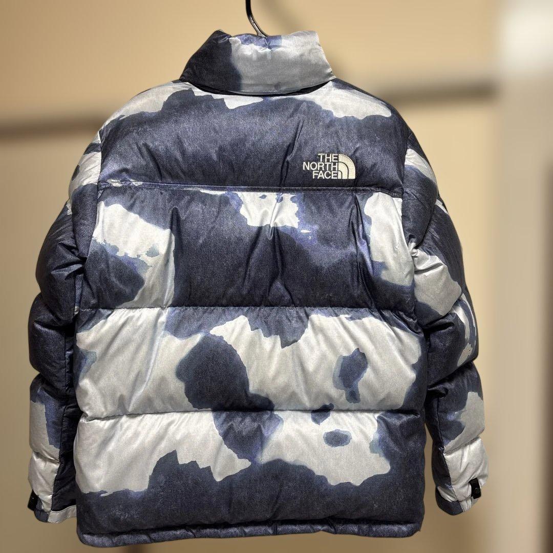【North Face×Supreme】コラボ　ブリーチ加工ダウンジャケット　M