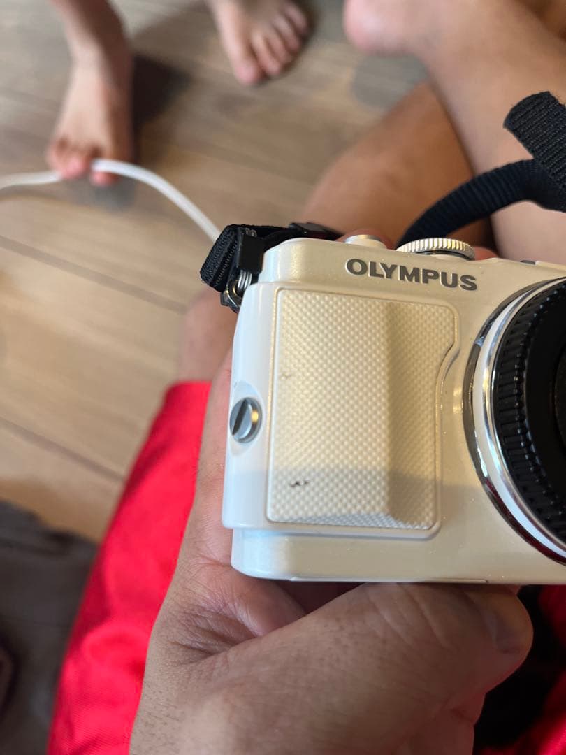 OLYMPUS E-PL6 ホワイト 交換レンズ付き