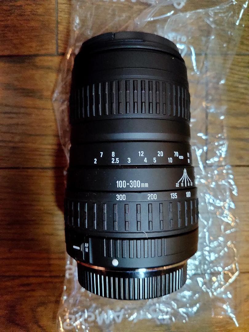 SIGMA シグマ SA-7QD フィルム一眼レフカメラボディ＋レンズ2本セット