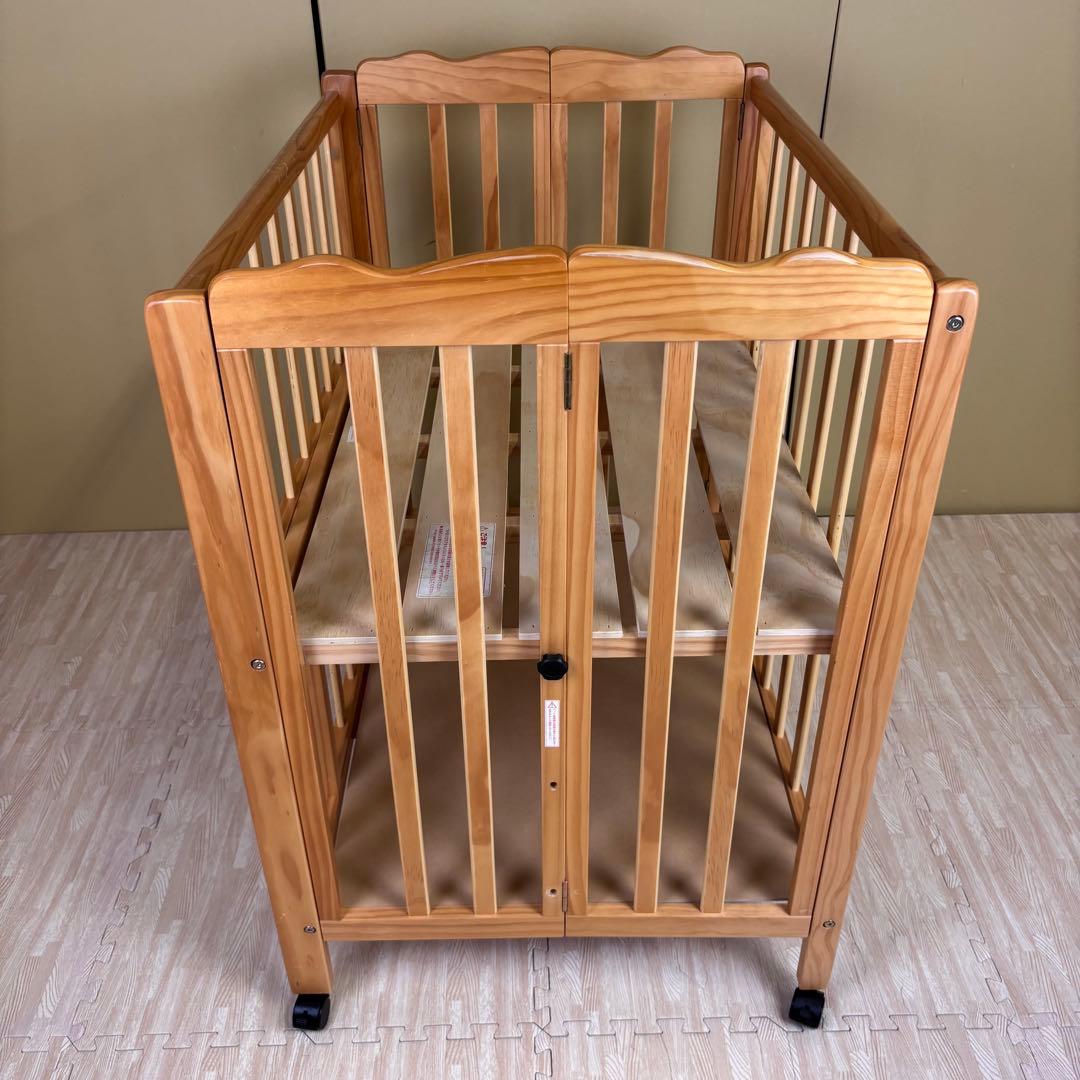 ☆除菌清掃済☆　大和屋　パタン　折りたたみミニベビーベッド　すのこ　ナチュラル