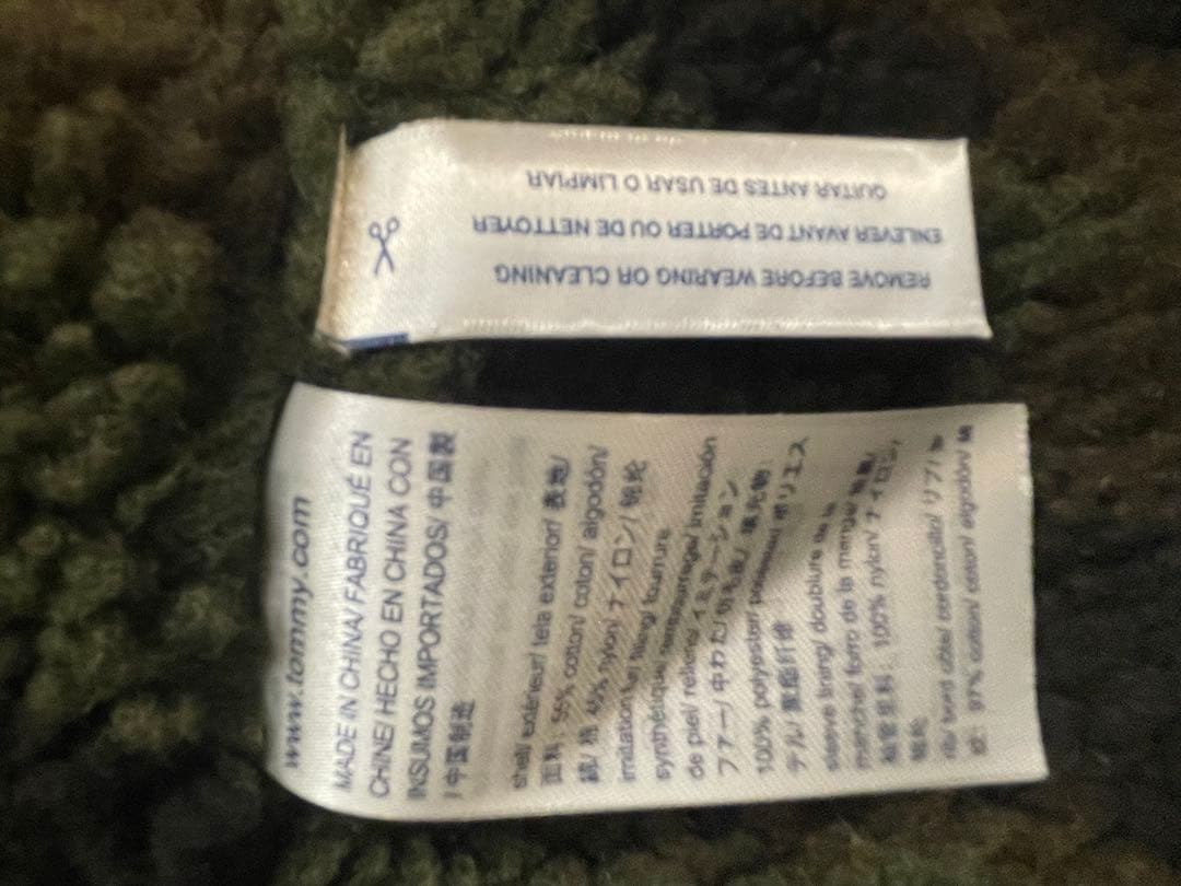 新品トミーヒルフィガー フード付きジャケット