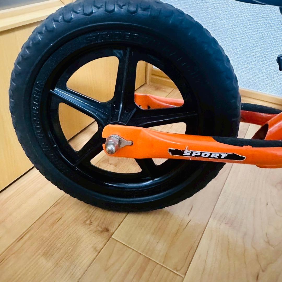 極美品✨ストライダー STRIDER スポーツ SPORT 人気のオレンジ