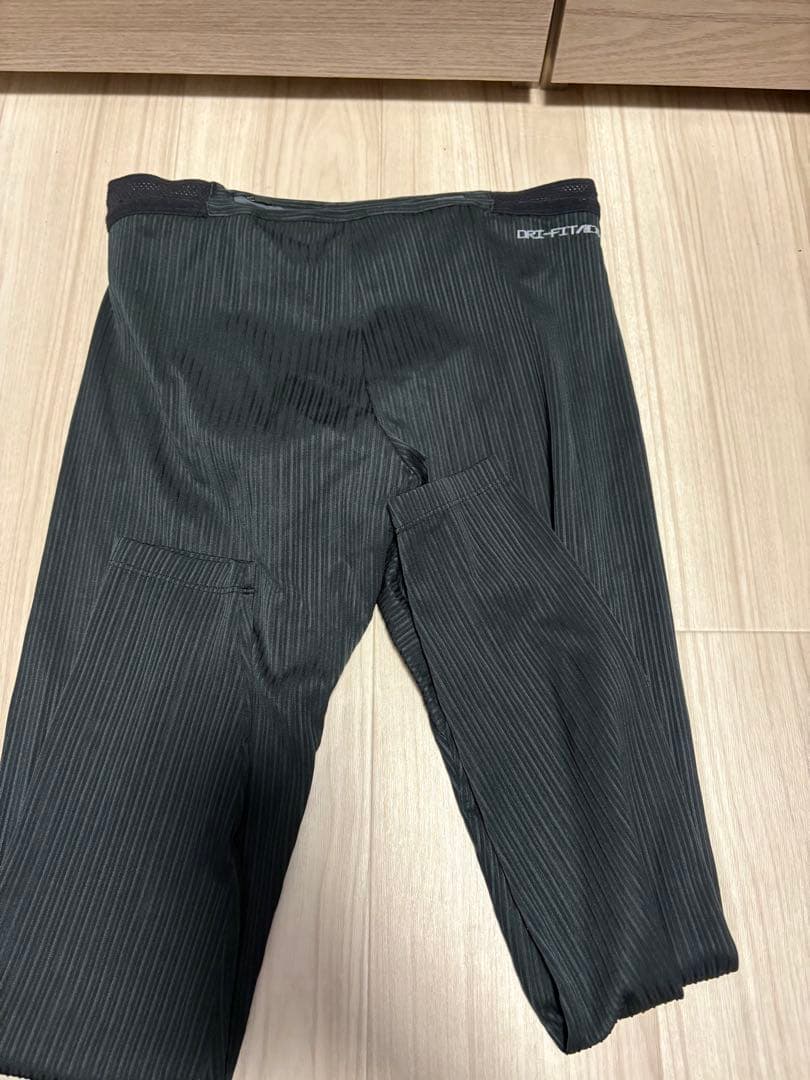 Nike DRI-FIT エアロスイフト　ランニングタイツ　ヴェイパーフライ