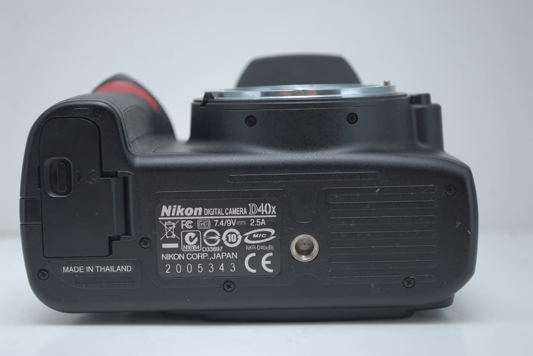 ⭐️コンパクトで高画質⭐️届いてすぐ使えます！Nikon D40X