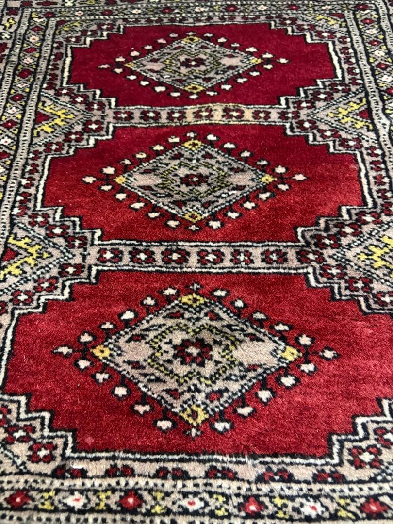 トルコ絨毯　ラグ　トライバルラグ