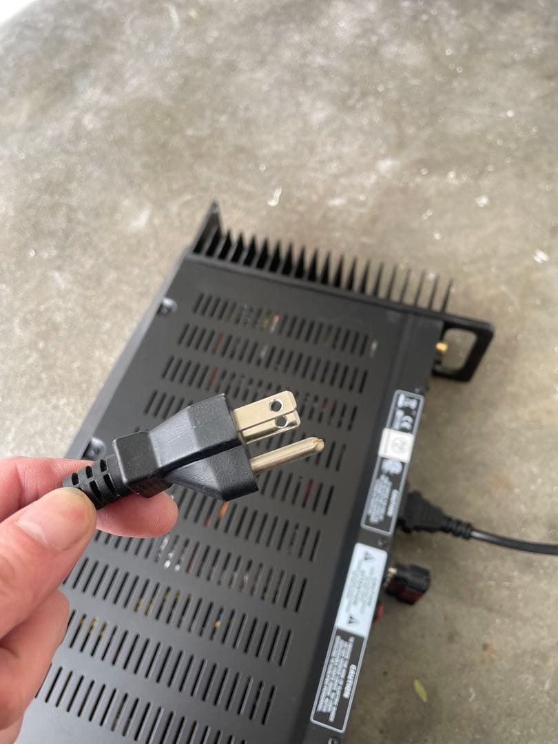 Behringer A500 パワーアンプ