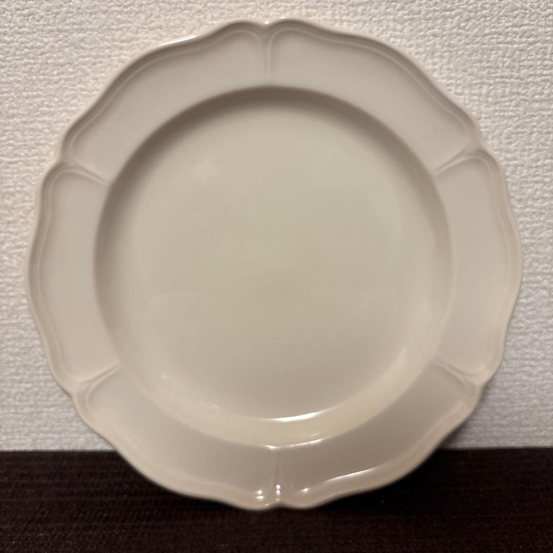ウェッジウッド　クイーンズウェア　クイーンズプレイン　デザートプレート　20cm