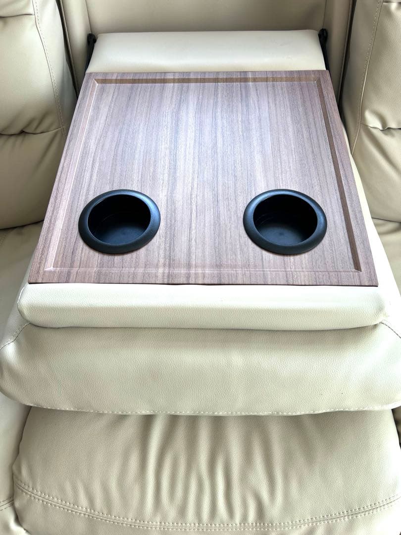 ★値下げしました！3人用電動リクライニングソファ/ Nビリーバ