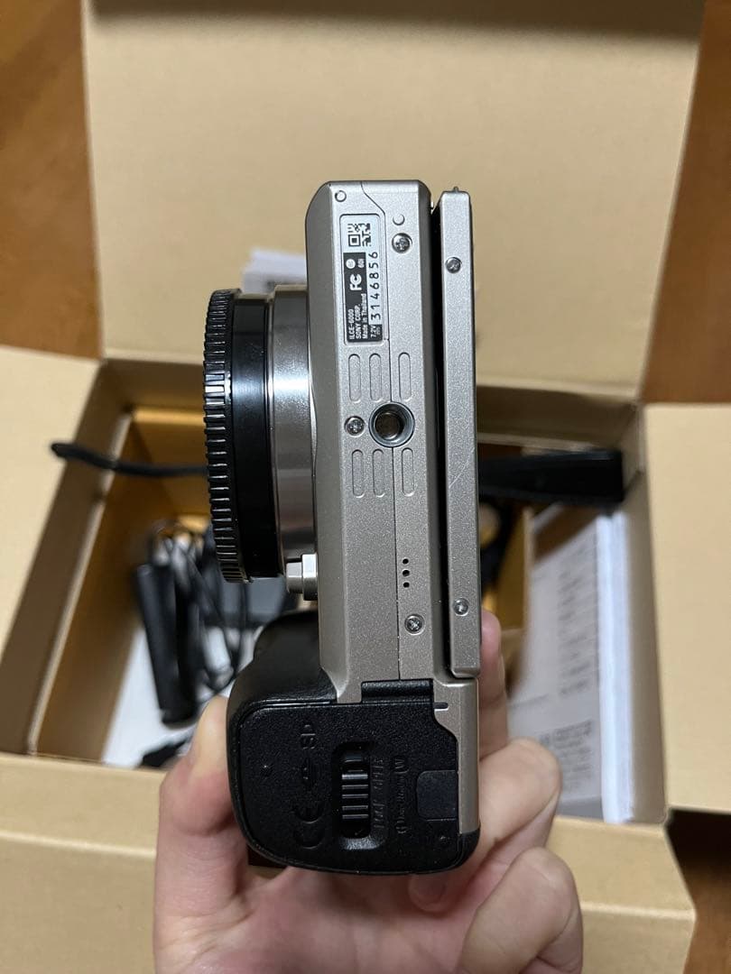 SONY α6000 E Full BOX 99% - レンズなし