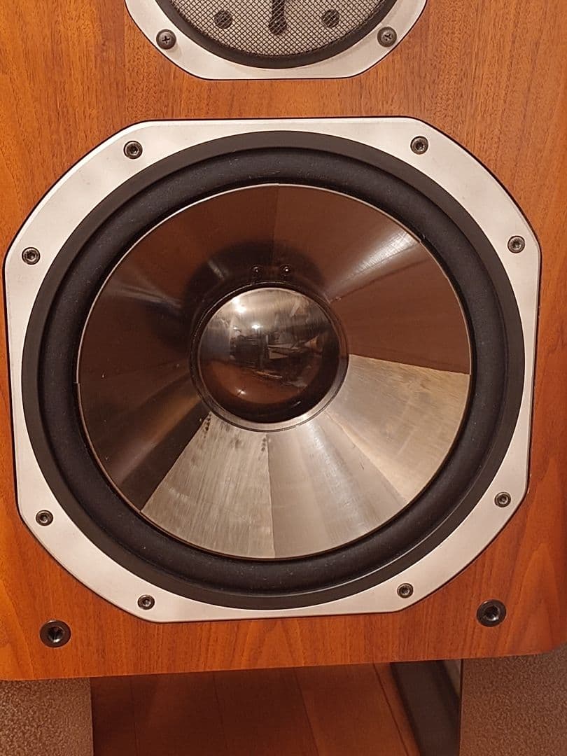 直接引き取り限定の格安YAMAHA NS-2000 ペア