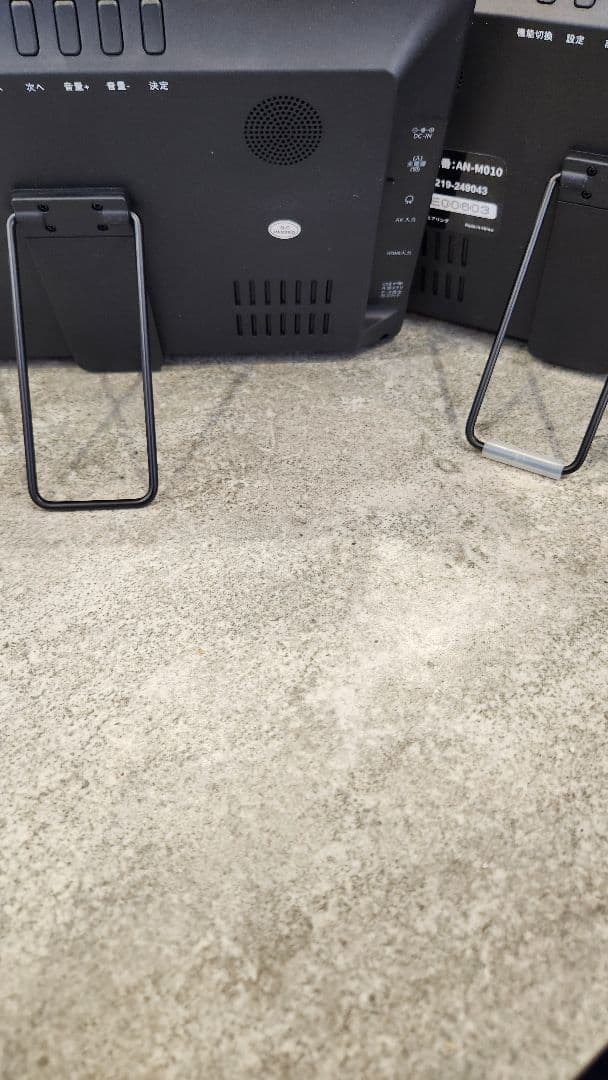 KEIYO　後部座席モニター 2台　　慶洋エンジニアリング