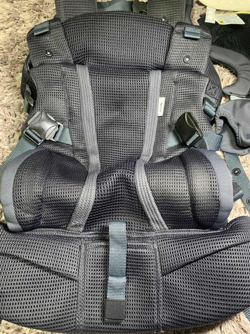 ★試着のみ★ Aprica ラクリス　ダークグレー