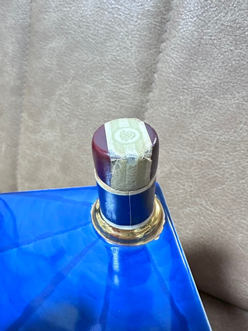 サントリーウイスキー スペシャルボトル　有田焼 染錦吹墨狛犬草花文 陶器