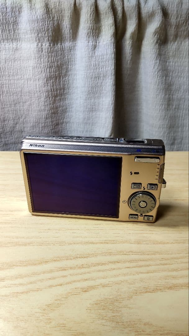 ♫ 超美品 Nikon COOLPIX S600 コンパクトデジタルカメラ
