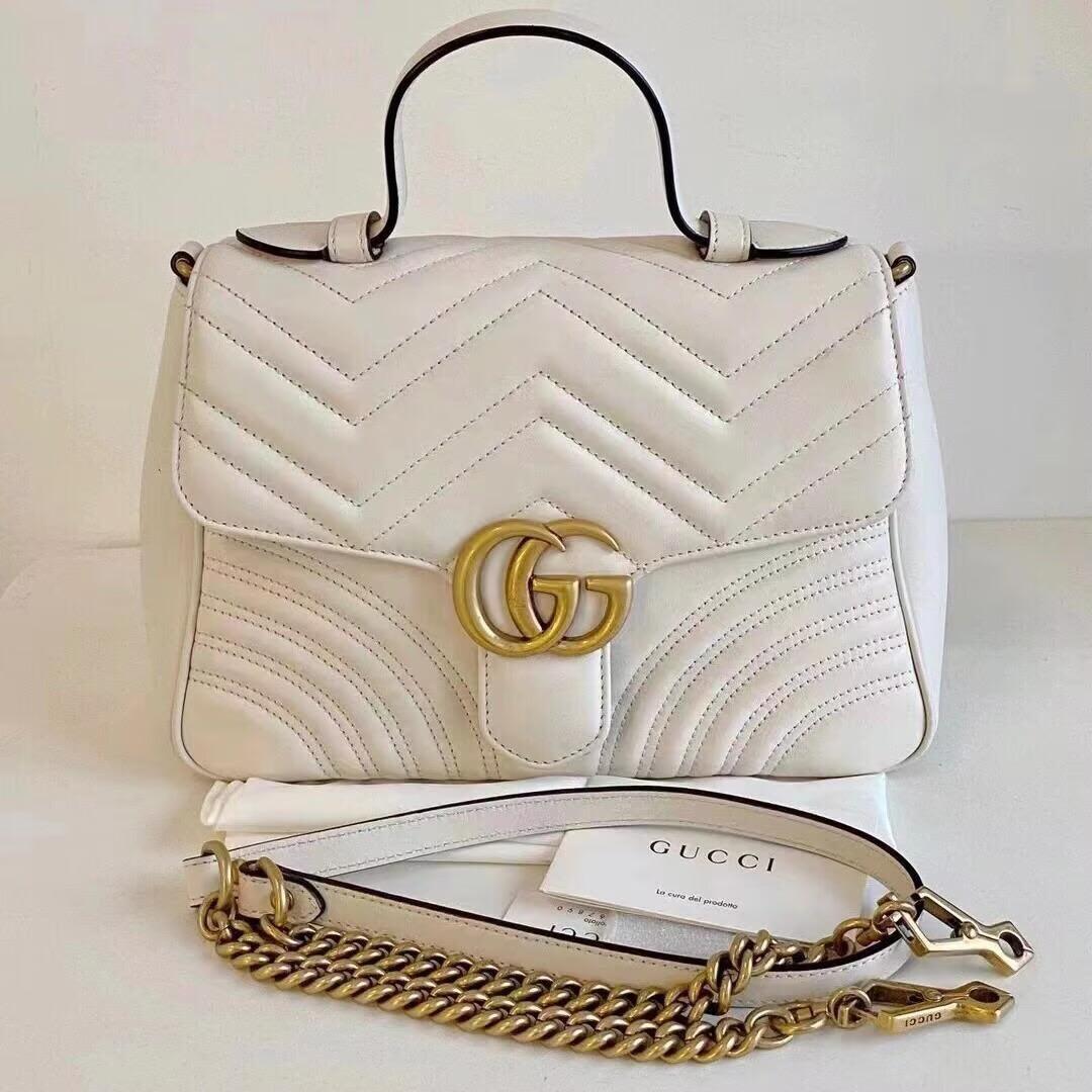 ホワイトキルティングバッグ 保存袋付き 中古