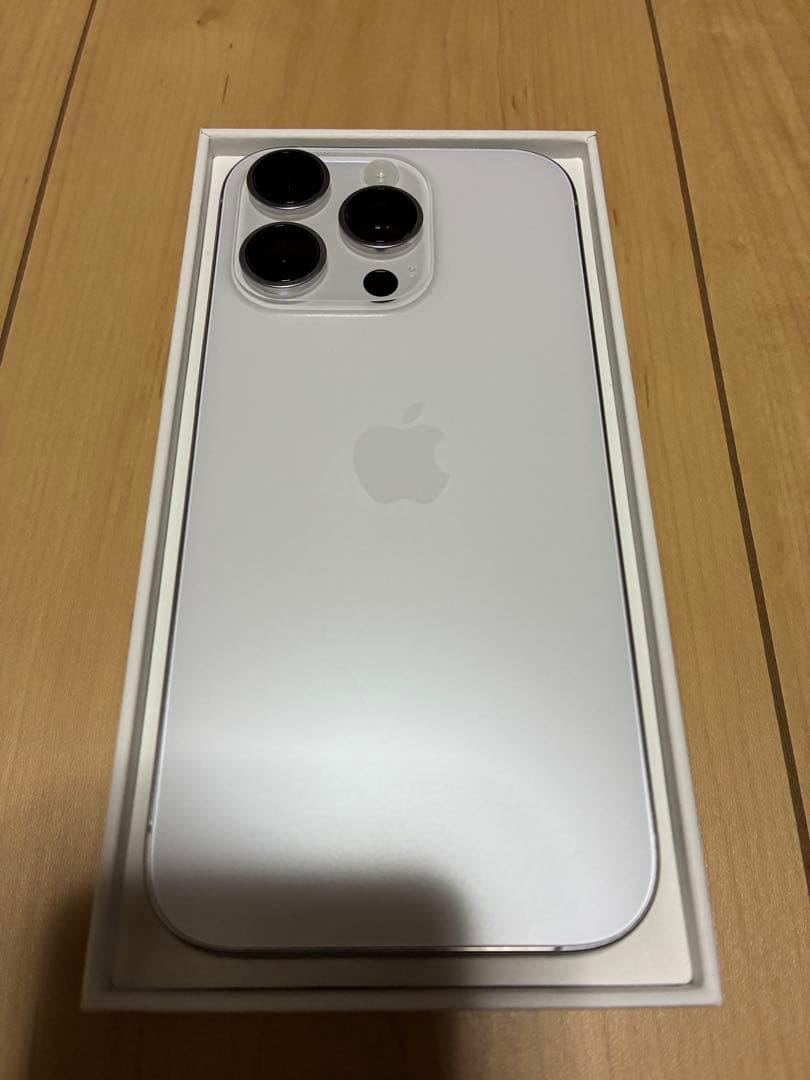 荒*川様 iPhone 16 Pro 1TB ホワイト 100% SIMフリー