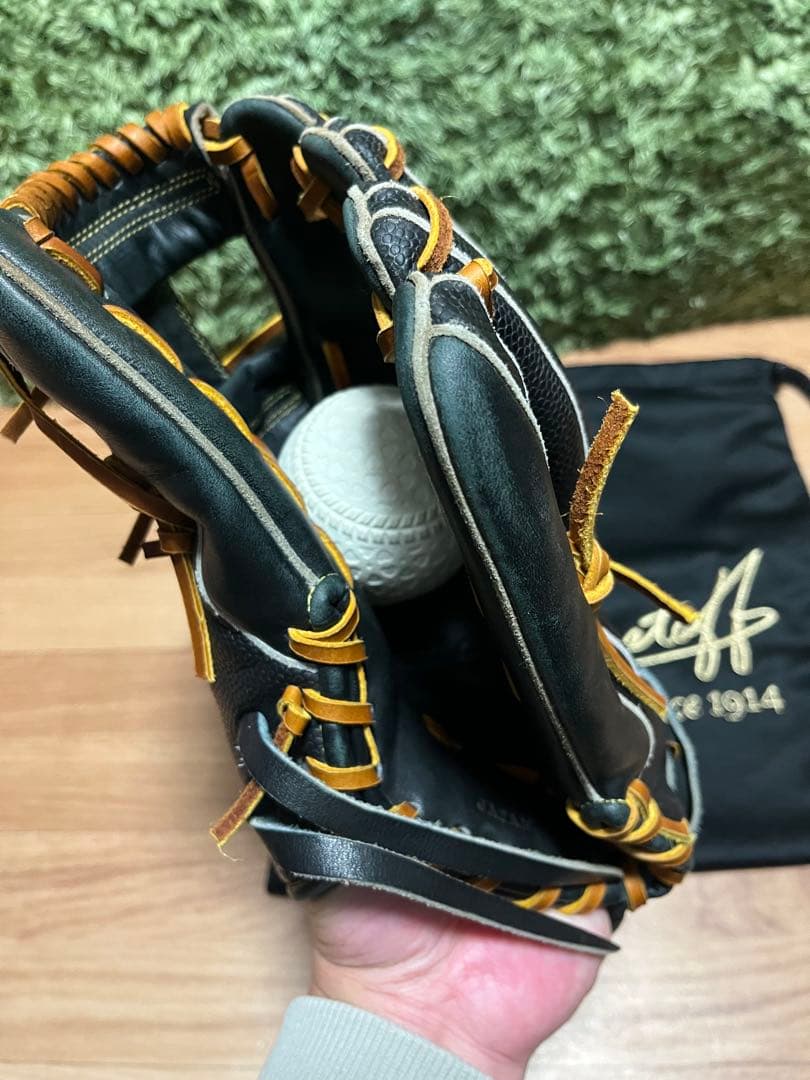 ウィルソンスタッフ デュアル 軟式内野手用87型 　ブラックスーパースキン