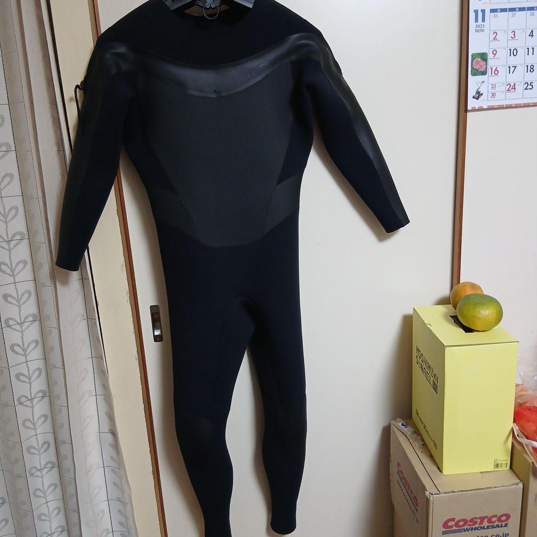 フルスーツ オール３ミリセミドライ裏起毛　値下げ可能