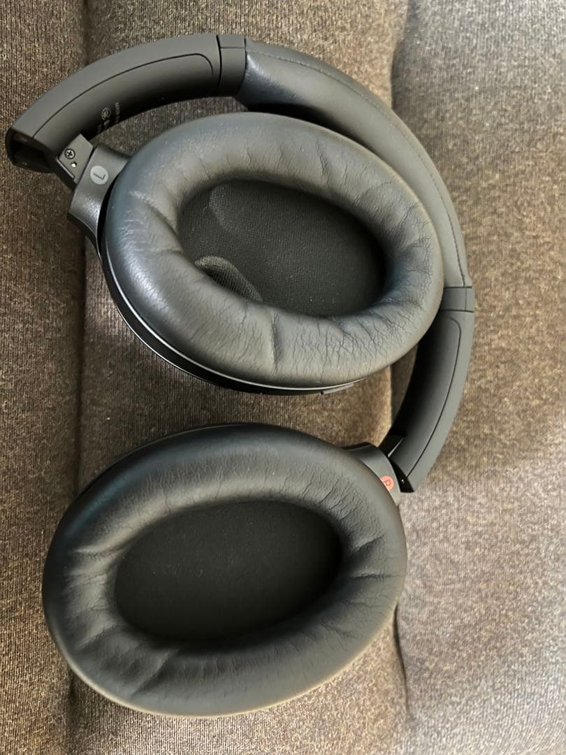 【美品】SONY WH-1000XM4 ワイヤレスヘッドホン ブラック