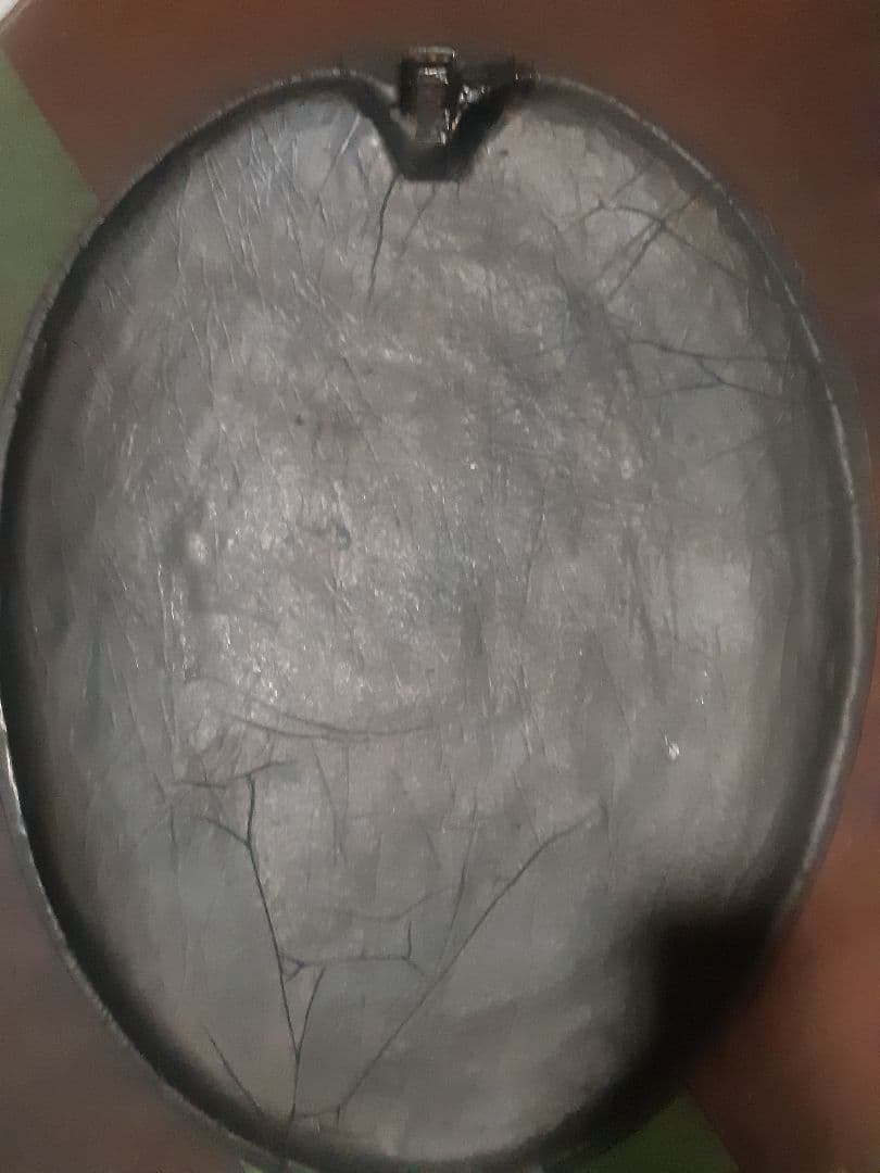 ☆アンティーク彫刻装飾の盾の壁掛け