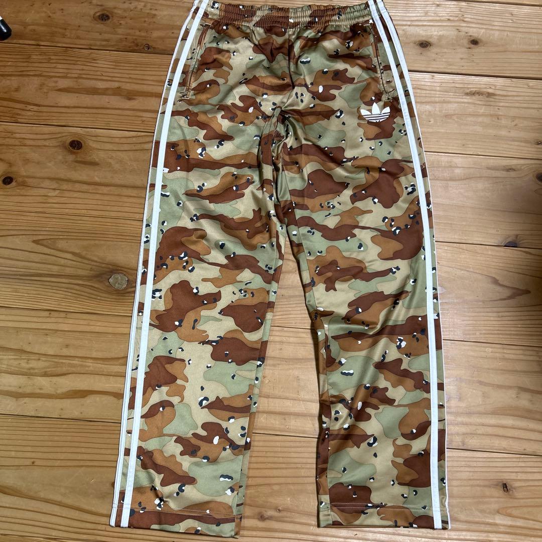 アディダス　セットアップ　サイズL 迷彩　ファイヤーバード　デザートカモ