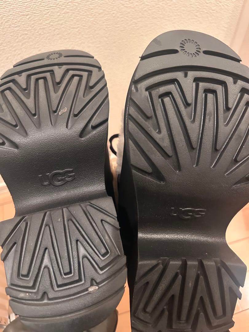 靴 UGG(R) / ESMEE LEATHER LACE UP