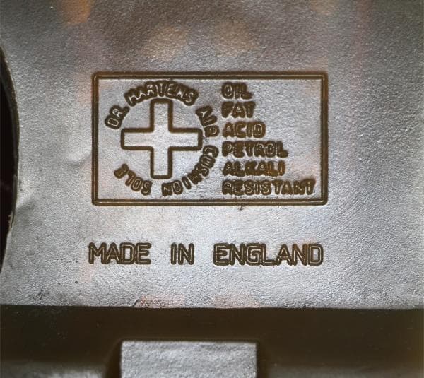 R*m様 ドクターマーチン x エンジニアードガーメンツ チャッカブーツ 鈴木大