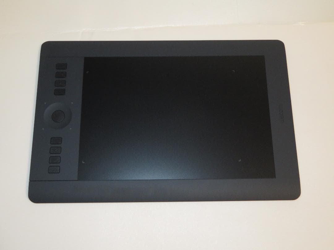 液タブ・ペンタブ WACOM Intuos Pro medium PTH-651/K1