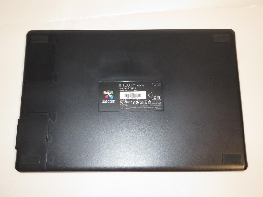液タブ・ペンタブ WACOM Intuos Pro medium PTH-651/K1