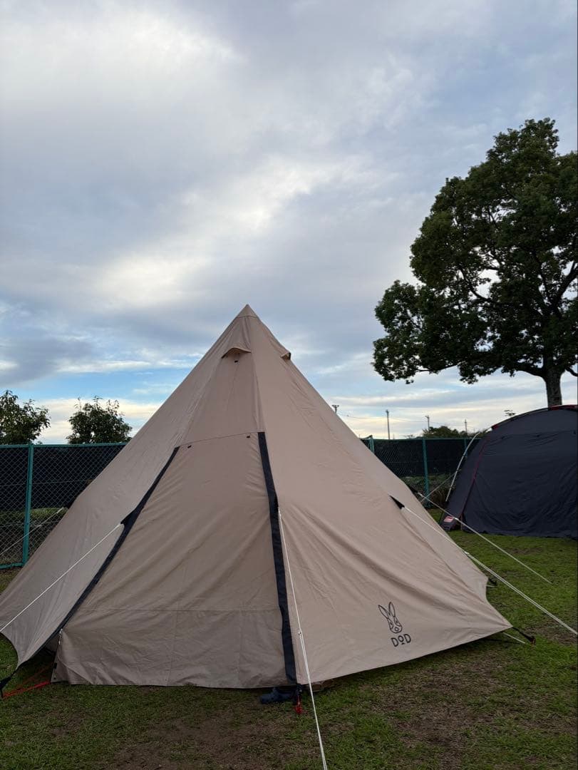 き*ん様 DOD ワンポールテントL T8-200-TN 大型 大人数 グランド
