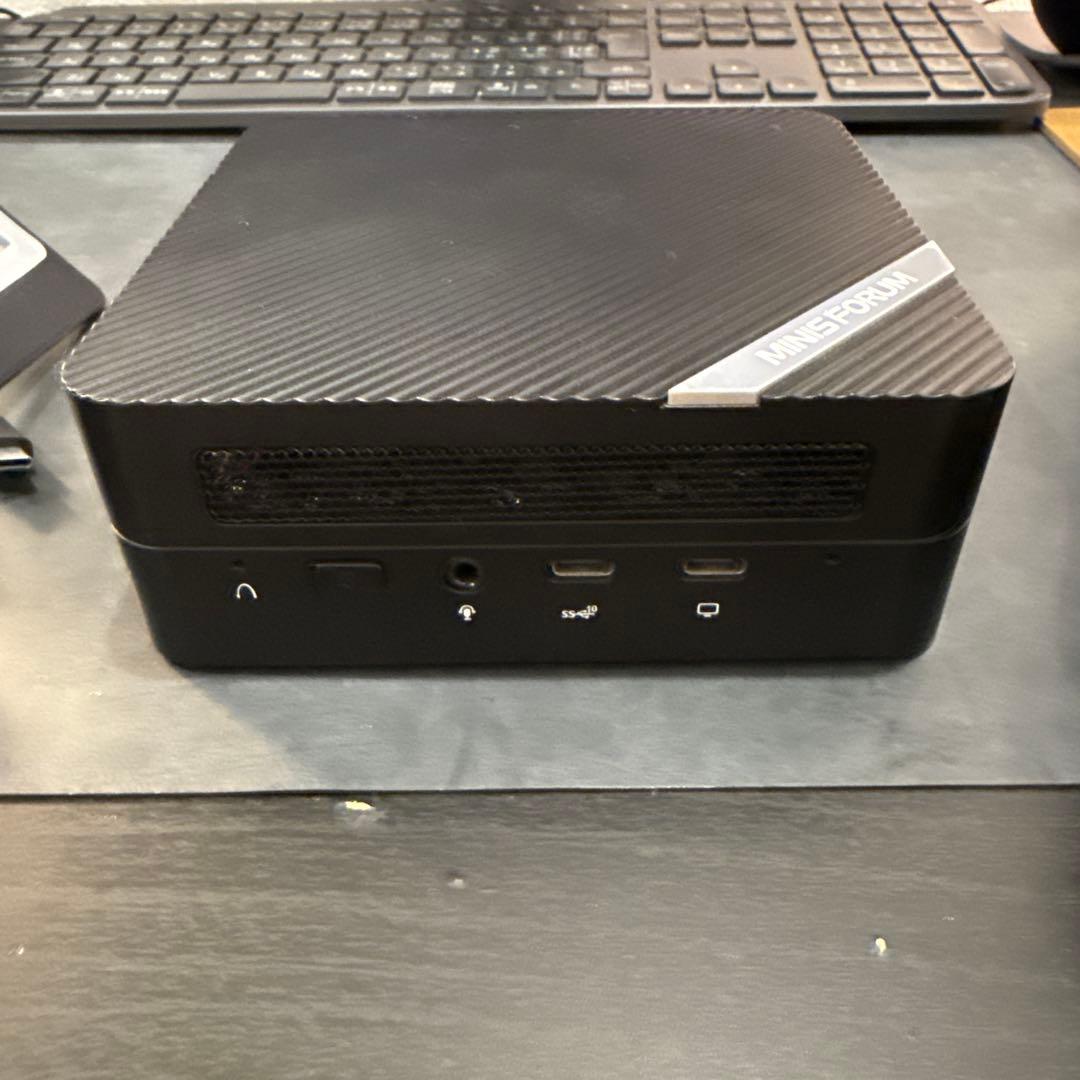 ジャンク ミニPC UM560