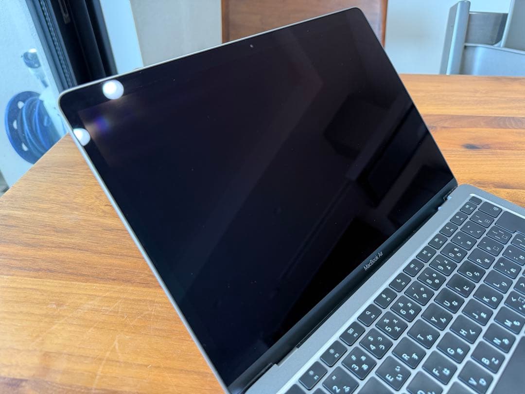 【超美品】Mac book air m1チップ　8gbメモリ　256GB