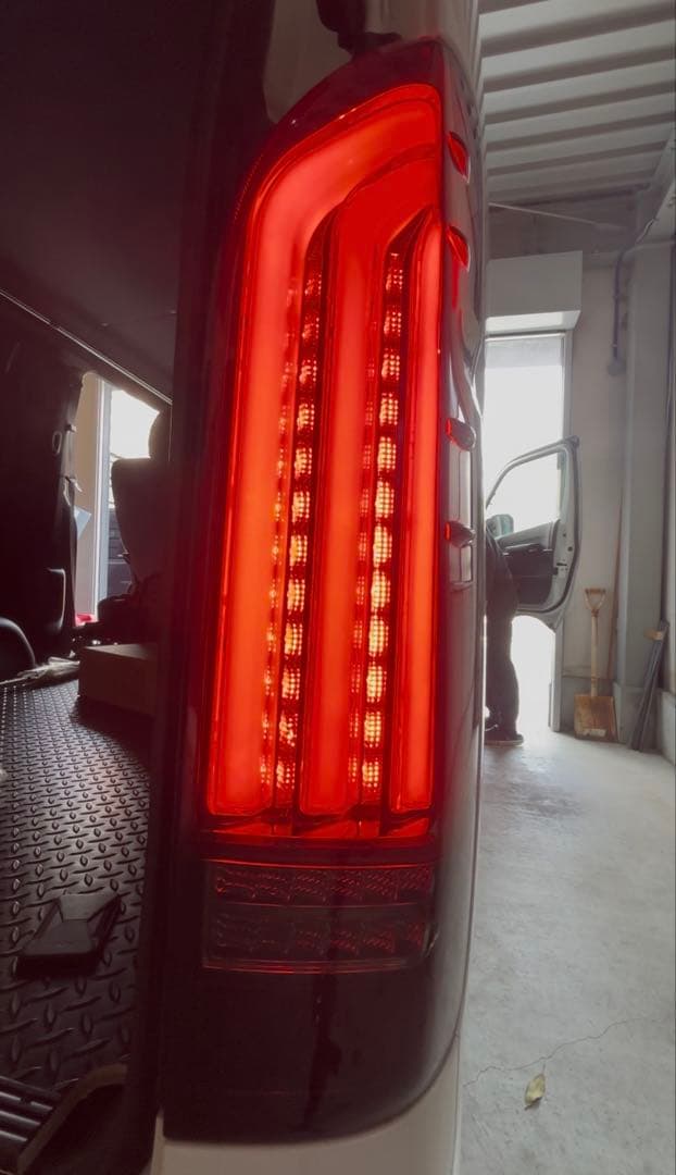 （専用）Valenti JUWEL LED TAIL LAMP トヨタ ハイエー