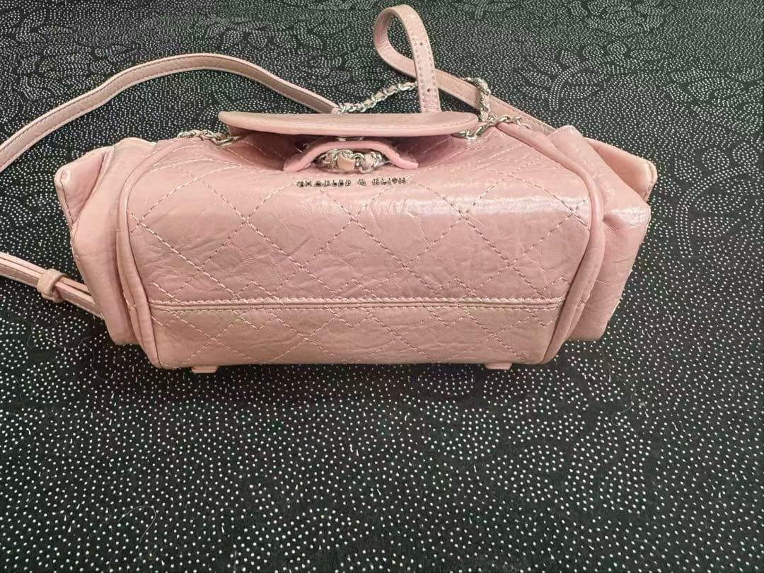 美品 CHARLES&KEITH Duo ピンク バックパック