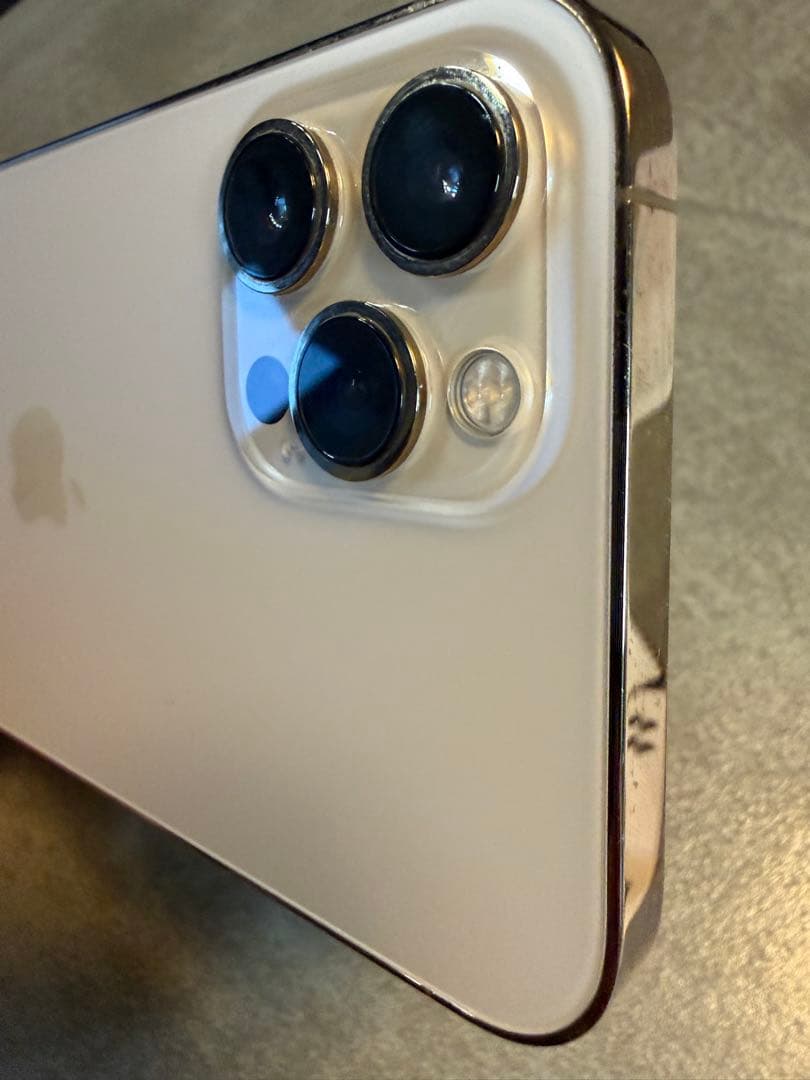 iPhone12 Pro Max ゴールド