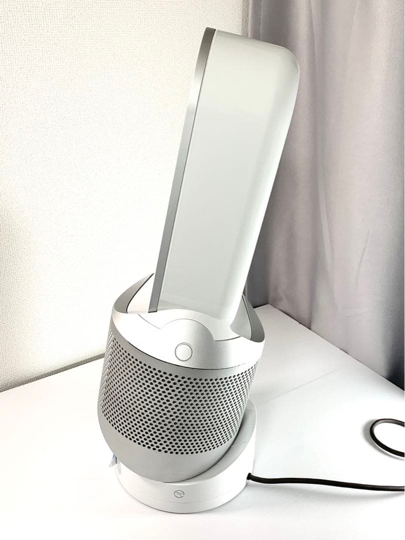 Dyson 空気清浄機能付ファンヒーター HP03