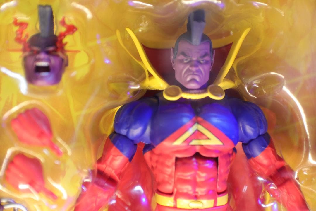 新品未開封マーベルレジェンズ デスバード & グラディエーター フィギュアセット