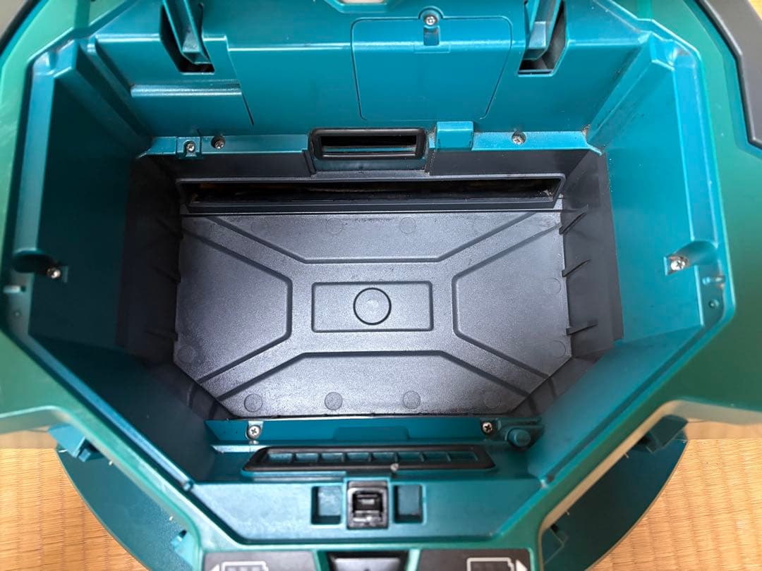 【動作確認済み】Makita ロボット掃除機 RC-200D バッテリー付き